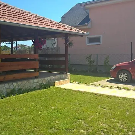 Apartment Lux Hus Novi Sad Veternik