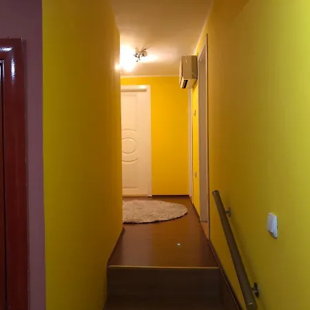 Lux Hus Novi Sad * Veternik