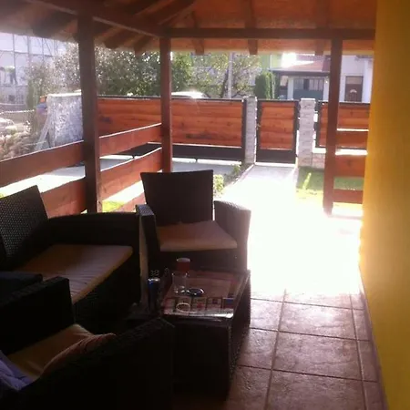 Lux Hus Novi Sad Apartment